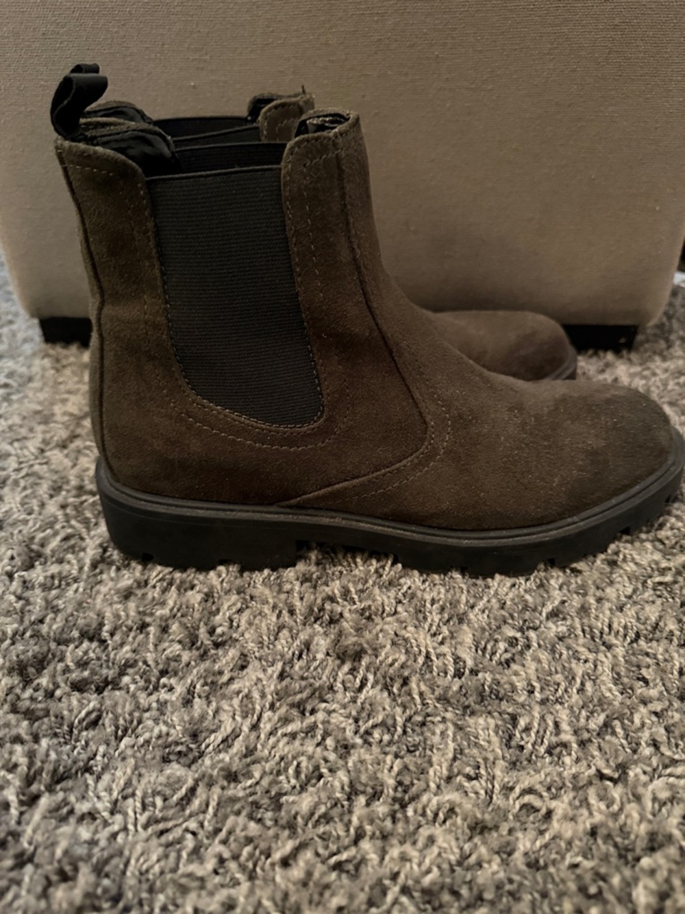 Suede Chelsea Boots in Dark Olive